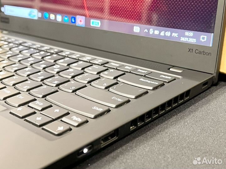 ThinkPad X1 Carbon 4K i5 16GB 512GB