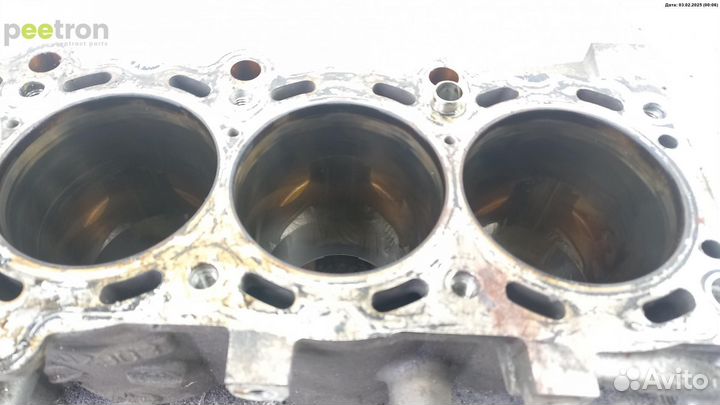 Б/У Б/У Блок цилиндров двигателя (картер) 256S5