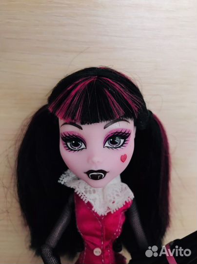Кукла Монстер Хай Дракулаура базовая Раздел