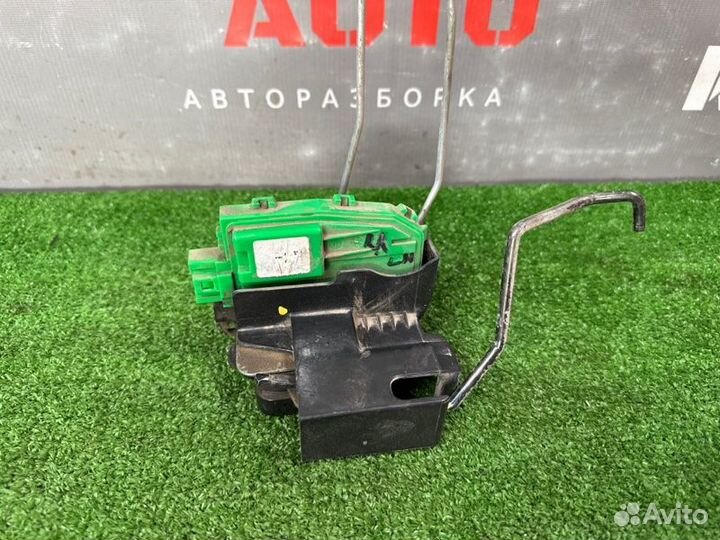 Замок двери задний левый Kia Rio 3 Ub 11-17