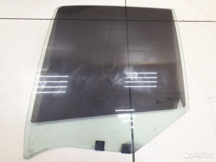 Стекло двери задней левой