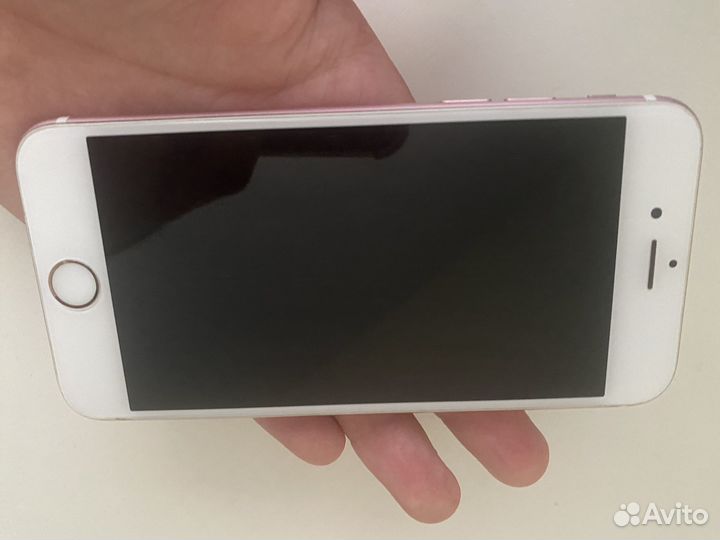 Телефон iPhone 6s
