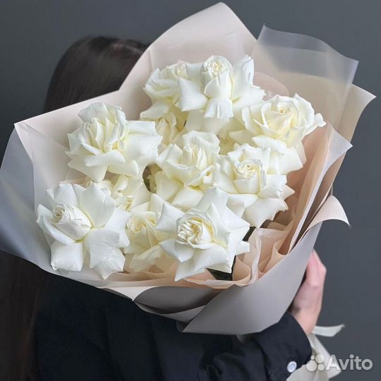 Букет из белых роз