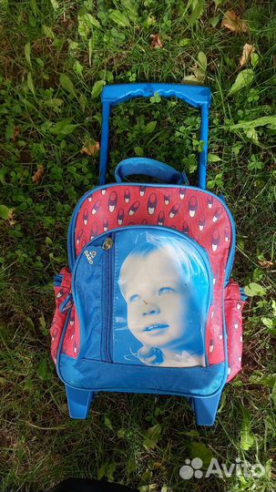 Рюкзак-чемодан на колесах детский