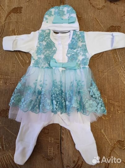 Продам комплект на выписку