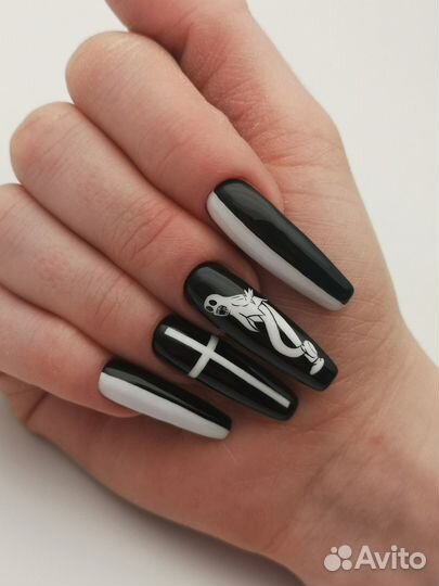 Маникюр с рисунками