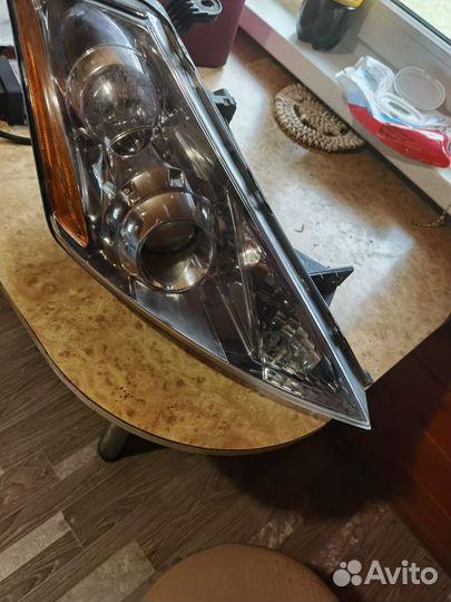 Подам фару Nissan Murano Z50