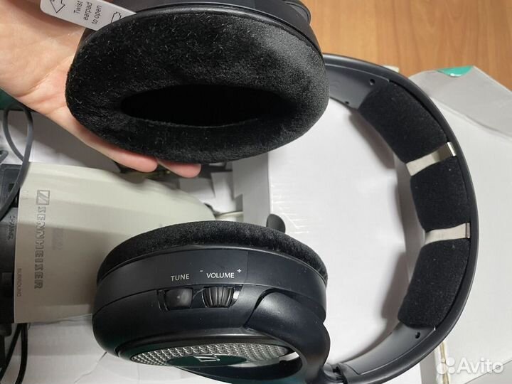 Беспроводные наушники