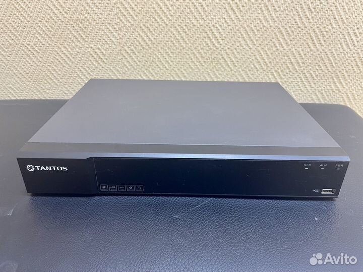 IP-Видеорегистратор Tantos TSr-UV1621 Eco