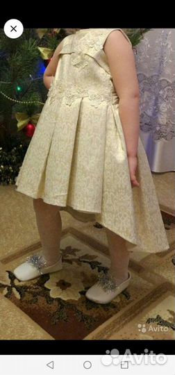 Нарядное платье