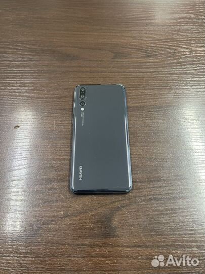HUAWEI P20 Pro, 6/64 ГБ