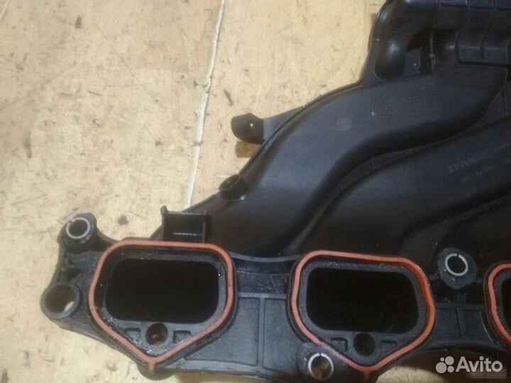 Коллектор впускной Renault