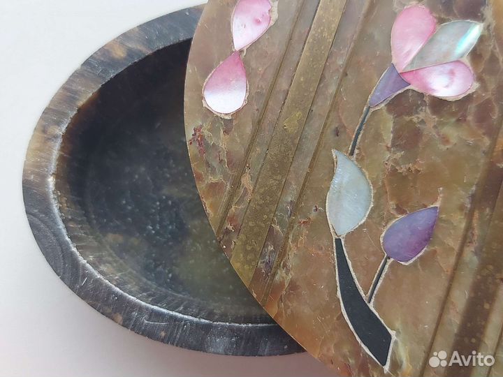 Шкатулка из оникса