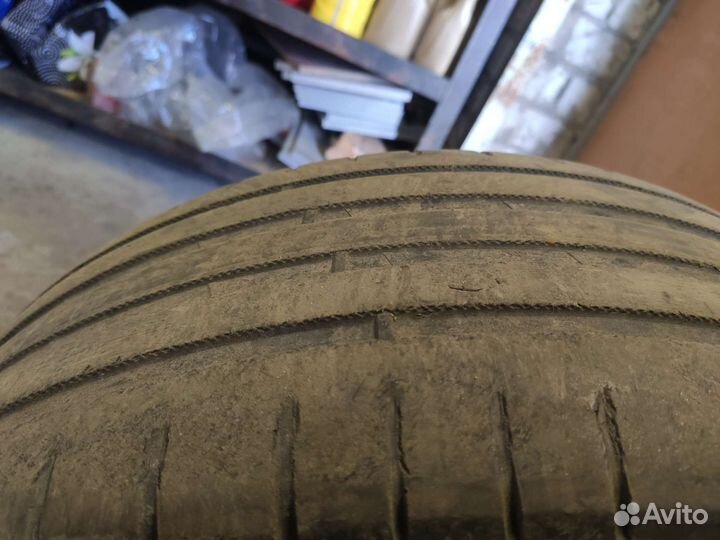 Nokian Tyres Hakka Black 2 235/50 R18 101Y