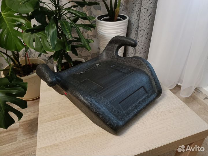 Автокресло бустер