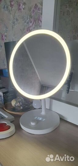 Зеркало настольное с подсветкой для макияжа