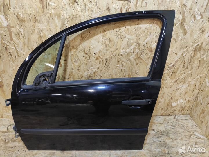 Дверь пердняя левая Citroen C3