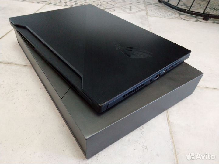 Asus rog zephyrus i7/32/512/RTX2060