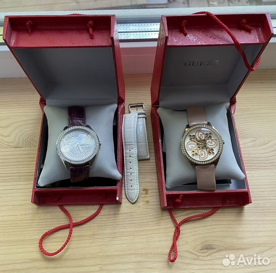 Часы Guess женские