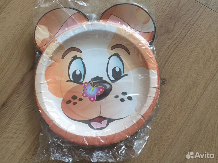 Одноразовые тарелки с рисунком