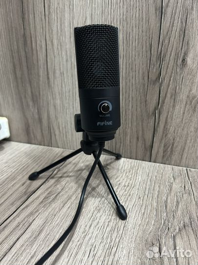 Конденсаторный микрофон Fifine k669b