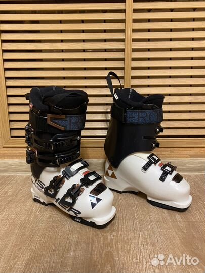 Горнолыжные ботинки
