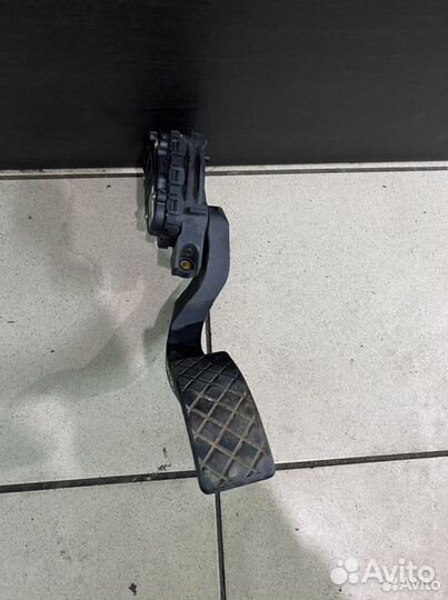 Педаль газа Audi А4 Б5