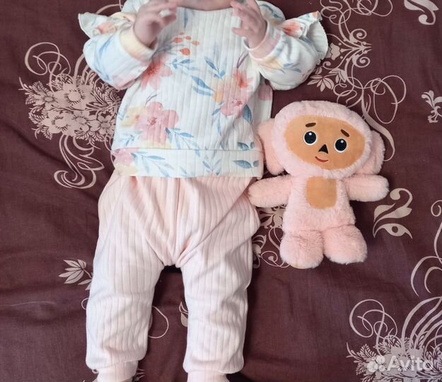 Костюм для новорожденных девочек 68р