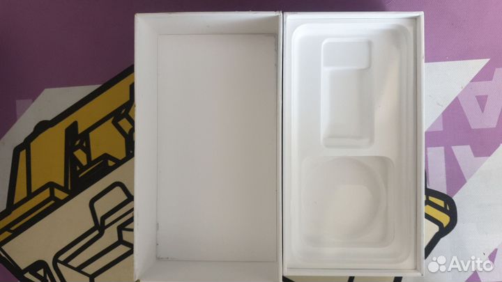 Коробки iPhone