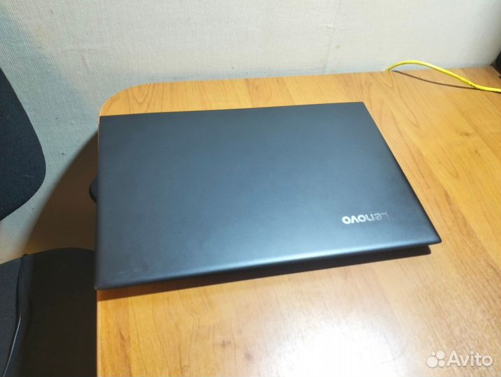 Lenovo IdeaPad V310-15IKB/i5-7200u /12гб DDR4/SSD