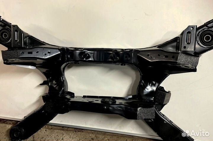 Подрамник задний Nissan Teana J32 4WD
