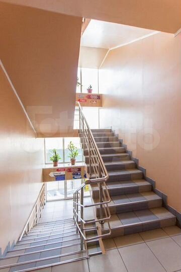 Офис, 2700 м²