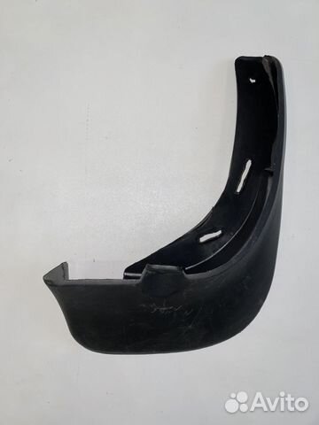 Брызговик задний правый Mazda Familia BJ