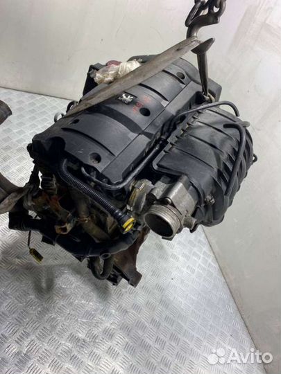 Двигатель Peugeot206 12001