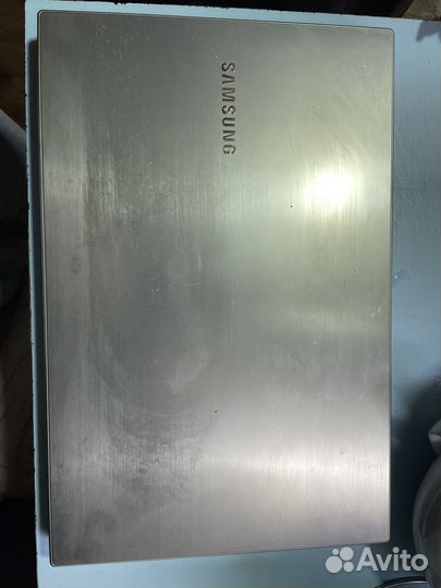 Ноутбук samsung