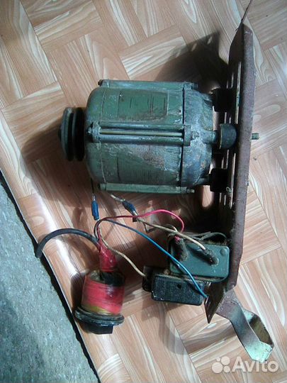 Двигатель от стиральной машины рабочий