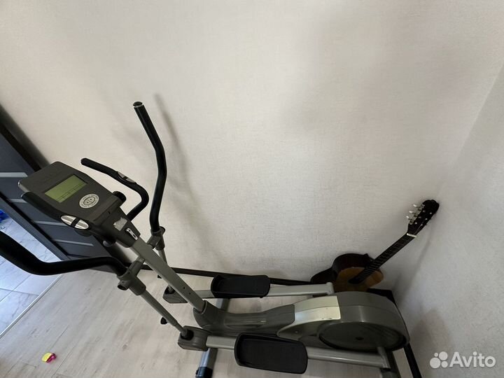 Эллиптический тренажер
