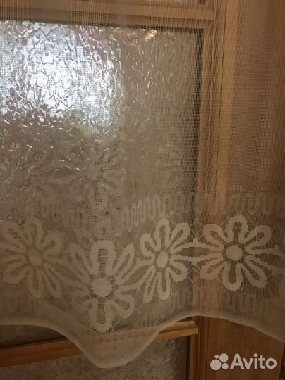 Занавеска тюлевая с оборкой и ламбрекеном