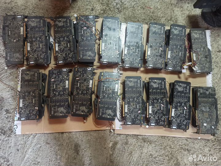 Лот 17 видеокарт XFX R9 280 рабочие