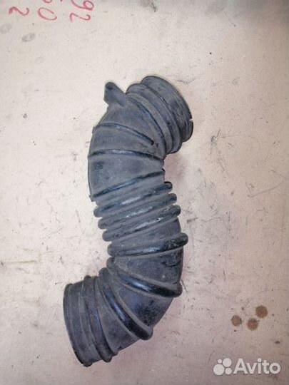 Патрубок воздушного фильтра Toyota 1ZZ