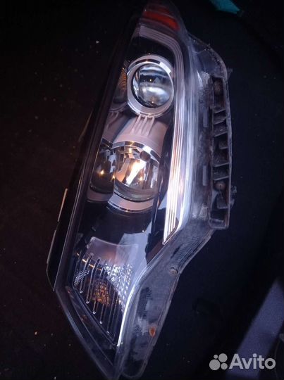 Передний фары на Киа оптиму америк Левий оригинал