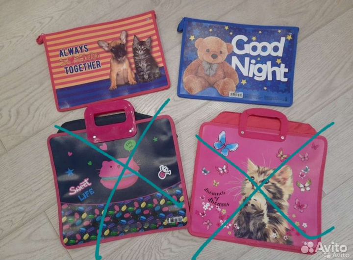 Новые дневники, мешки для обуви, пеналы и папки А4