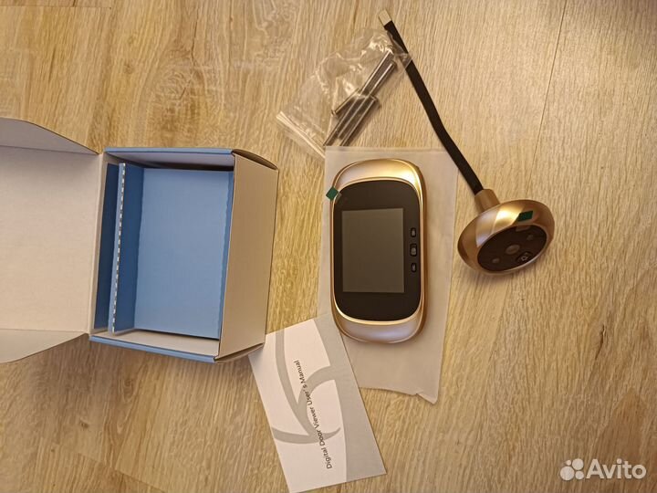 Видеоглазок для выходной двери с функцией звонка