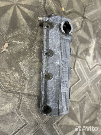 Клапанная крышка бмв м40б18