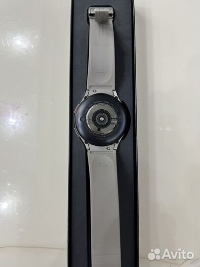 Часы Samsung Galaxy Watch5 pro