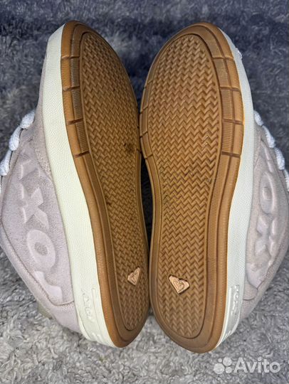 Dc shoes adio globe fallen dvs circa etnies osiris