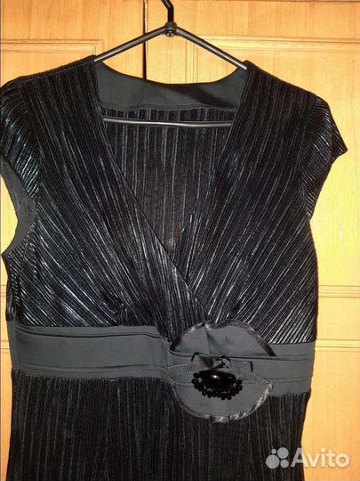 Вечернее платье 46 размера черное