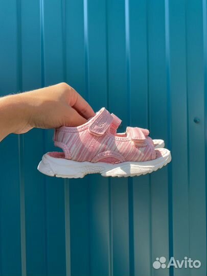 Босоножки для девочки