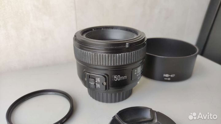 YongNuo AF Nikon 50mm f/1.8 с блендой
