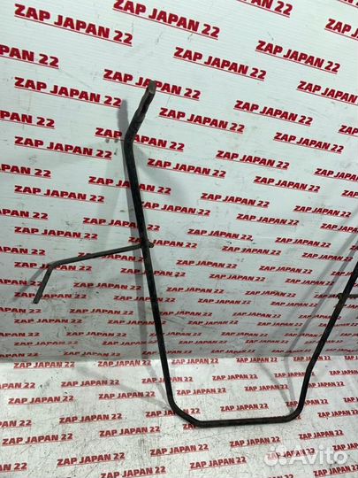 Крепление запаски Toyota Town Ace Noah SR50 3S